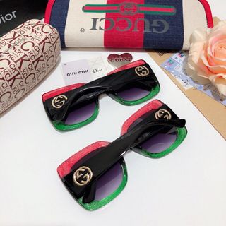 mắt kính nhiều màu nhũ