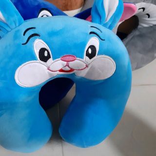 gối cổ chữ u