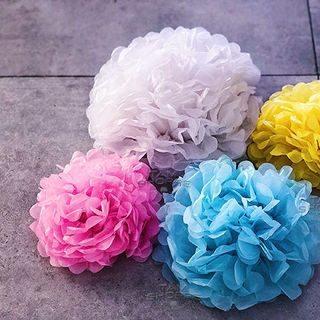 Hoa giấy handmade trang trí backdrop đám cưới