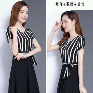 Đầm xòe phối sọc tùng đen