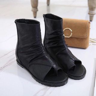 giày bot đế bệt