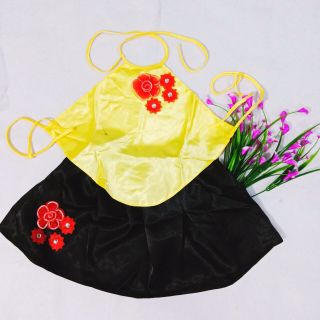 Yếm đào cho bé