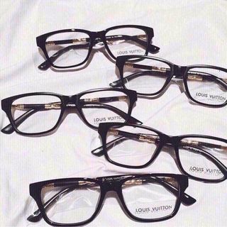 kính cận gọng tròn