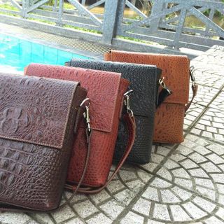 Túi Đeo Chéo Da Bò 100 Nguyên Miếng Leathers