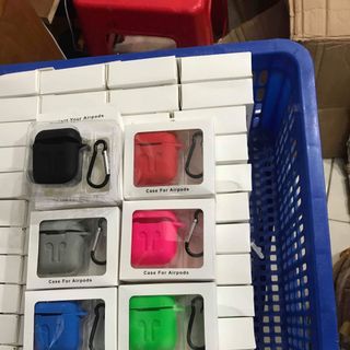 Hộp Đựng tai nghe Airpod