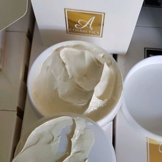 kem body mềmA BODY