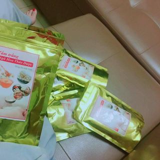 TẮM TRẮNG NGỦ HOA