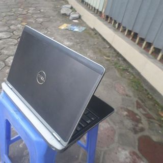 laptop cũ dell e6220 intel core i5 2520 32ghz ram 4gb mỏng gọn nhẹ