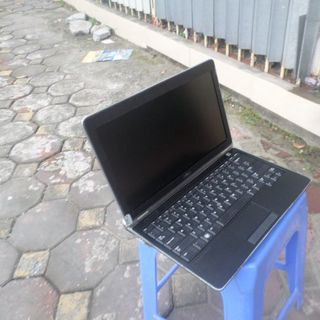 laptop cũ dell e6220 intel core i5 2520 32ghz ram 4gb mỏng gọn nhẹ