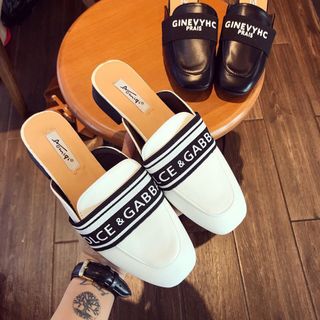 dép sục