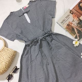 đầm caro xoè cột eo