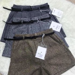 Short dạ quảng châu kèm thắt lưng da