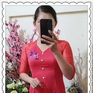 Bà Ba Tay Ren Lỡ
