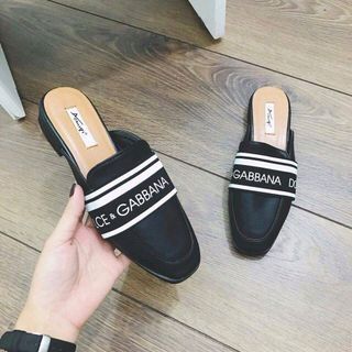 Sục nữ cá tính thời trang