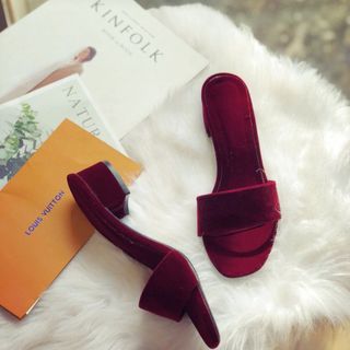 dép nỉ gót vuông