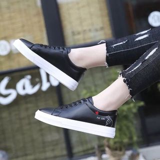 giày ba ta bắn tim