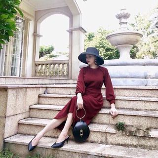 Đầm suông tay dài phối nút sang chảnh