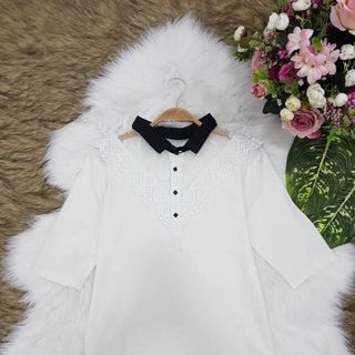 Áo len tay lỡ phối cổ màu lai ren hot