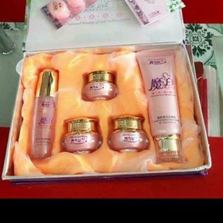 kem hoàng cung dưỡng trắng da thách thức mọi loại da