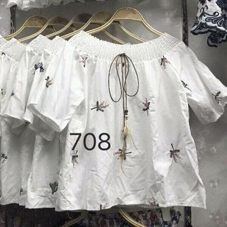 áo rớt vai thiêu bông