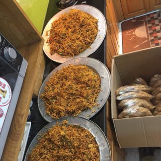 Khô gà lá chanh thớ dài