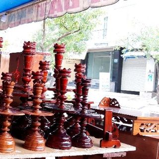 Chân đèn gỗ