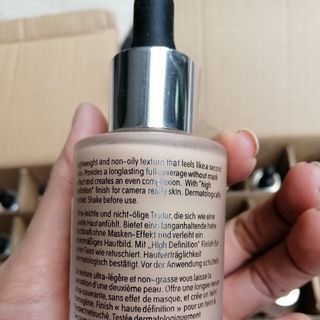 kem nền che khuyết điểm catric hd