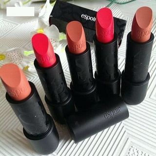 son lì hàng chất