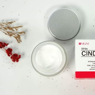 Kem Dưỡng Da Mặt Cindera Korea