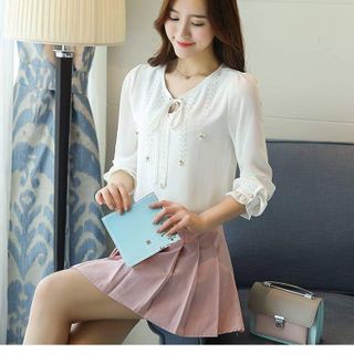 Áo Sơ Mi Kiểu Tay Nhúng Phối Nơ Trắng Duyên Dáng