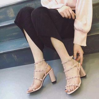 Sandal tán đinh cao 7cm