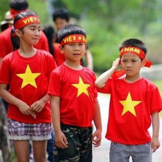 Áo thun Nữ Cờ Đỏ Sao Vàng Việt Nam - ALC02