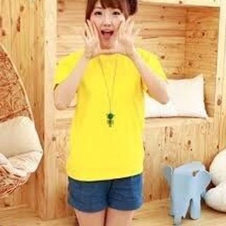 Áo Thun Trơn Cổ Tròn Nam Nữ Màu Vàng - ATN08