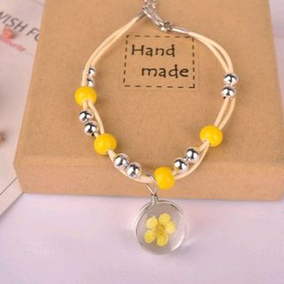 Vòng tay phong thủy ép hoa khô giá sỉ 20k bao gồm dây và mặt - 4