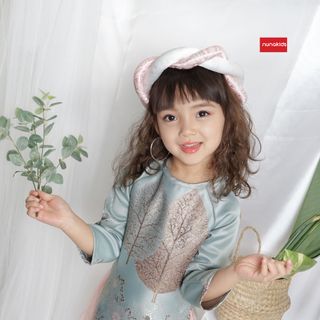 Gấm ngọc màu kem họa tiết hoa