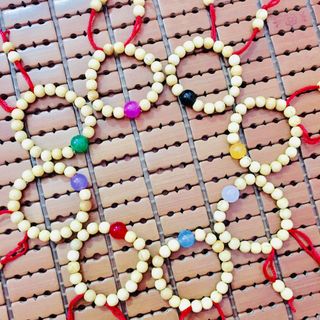 Combo sỉ vòng dâu cành mix đá phong thuỷ