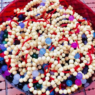 Combo sỉ vòng dâu cành mix đá phong thuỷ