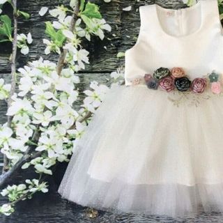 Đầm công chúa dãy hoa bụng