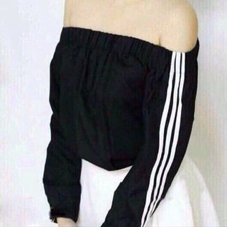 áo bẹn vai sọc viền