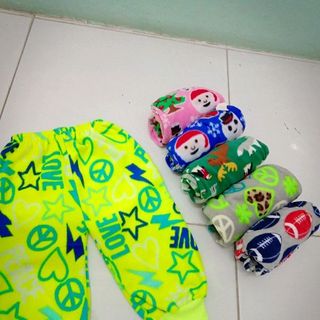 Quần nỉ bông