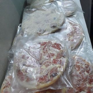 pizza cấp đông đế bánh pizza