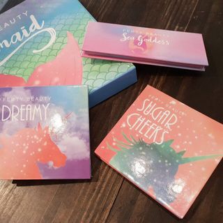 set bảng má- khối - mắt Fenty Beauty