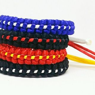 Vòng đeo tay Paracord handmade dây dù giá rẻ