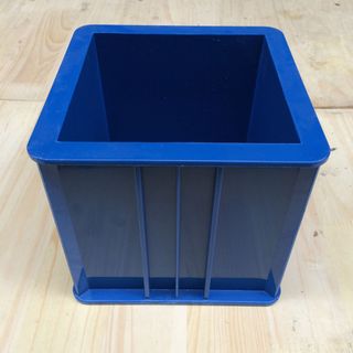 khuôn đúc mẫu bê tông bằng nhựa