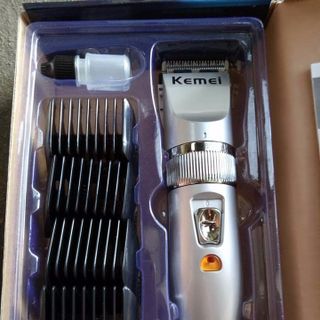 tông đơ kemei 27c
