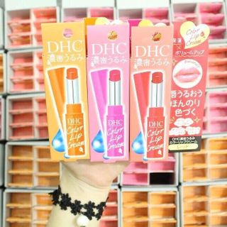 son dưỡng DHC có màu Xịn