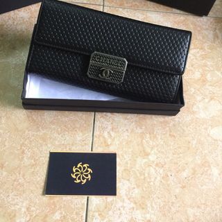 ví cầm tay có hộp