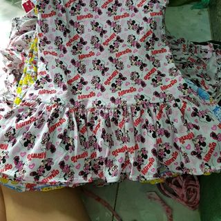 đầm trẻ em đuôi cá lên từ vải xuất dư