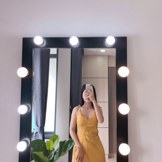 đầm dây nhíu eo