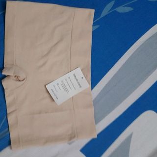 Quần mặc trong vấy